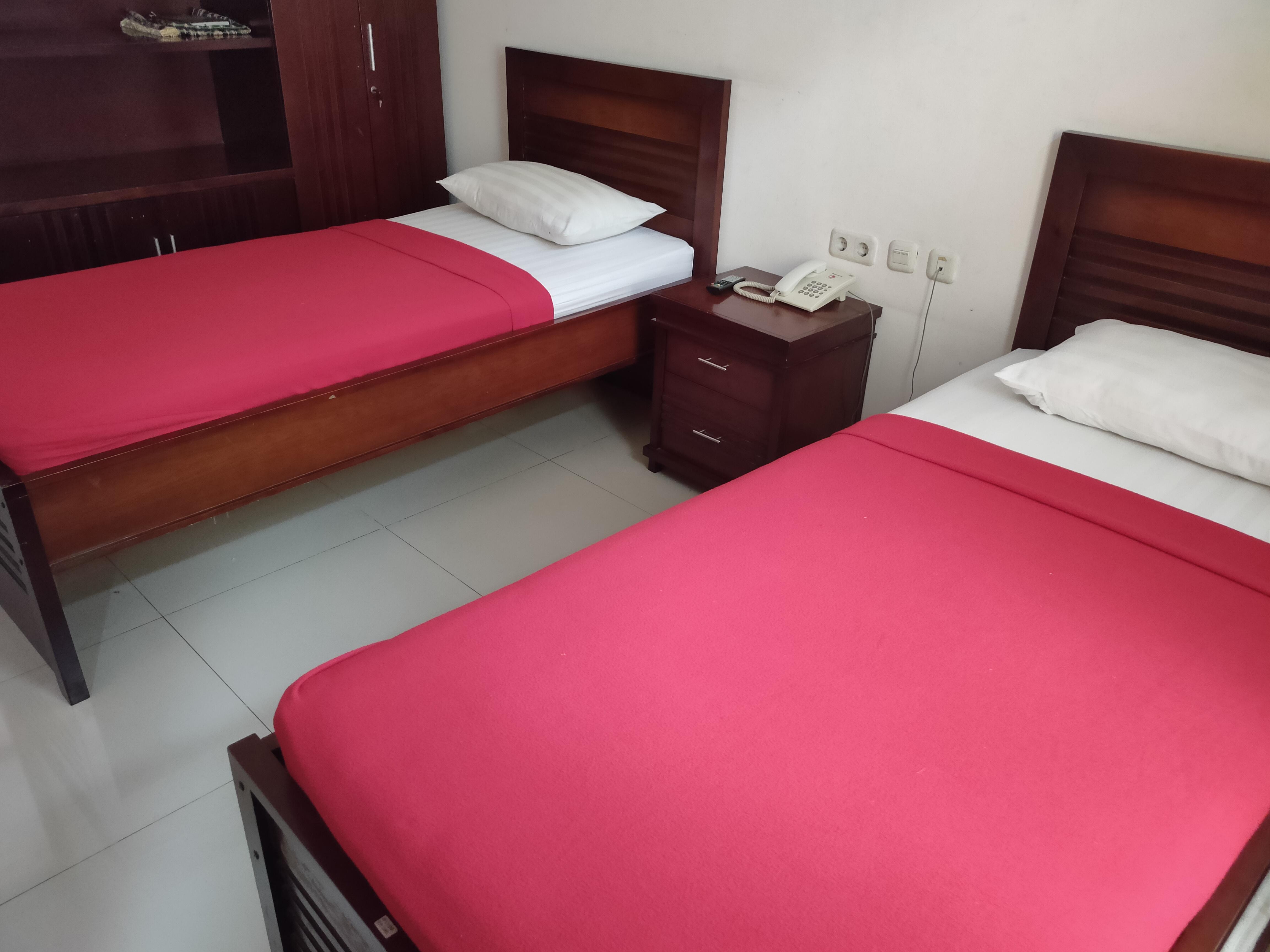 Oyo 3894 Karunia Muslim Syariah Hotell Jakarta Eksteriør bilde